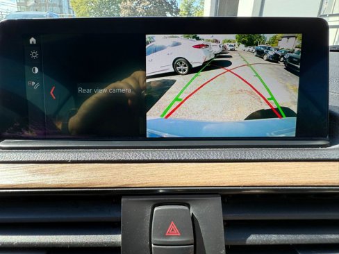Used 2018 BMW 230i xDrive Convertible image 26
