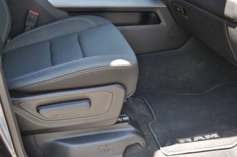 Used 2023 RAM 1500 Big Horn image 8