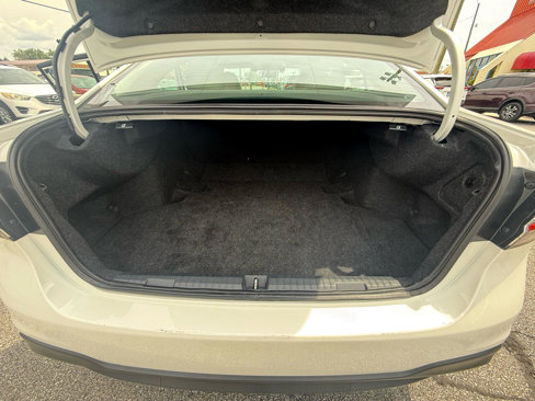 Used 2022 Subaru Legacy Premium image 17