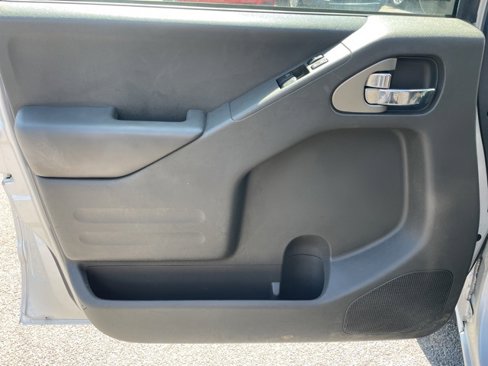 Used 2019 Nissan Frontier SV w/ Value Truck Package image 14