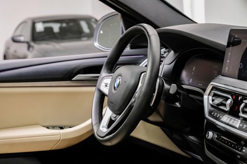 Used 2025 BMW X4 xDrive30i image 18