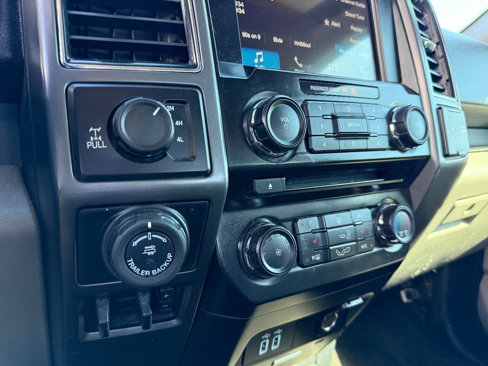 Used 2018 Ford F150 XLT w/ Equipment Group 302A Luxury image 16