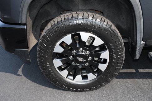 Used 2020 Chevrolet Silverado 2500 Custom w/ Custom Value Package image 40
