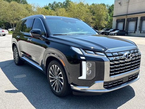 Used 2025 Hyundai Palisade Calligraphy image 3