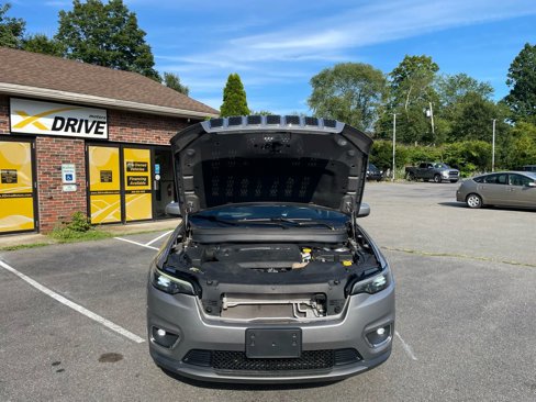 Used 2019 Jeep Cherokee Limited image 59