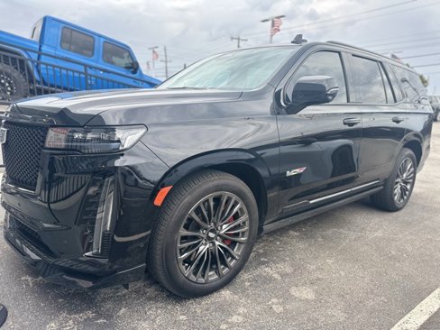 Used 2024 Cadillac Escalade V w/ LPO, Floor Liner Package image 4