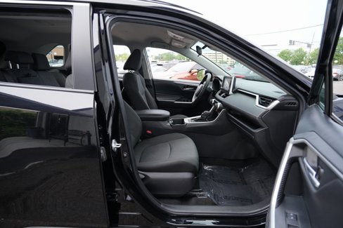 Used 2023 Toyota RAV4 XLE image 20