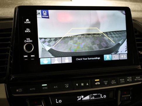 New 2026 Honda Odyssey Touring image 16