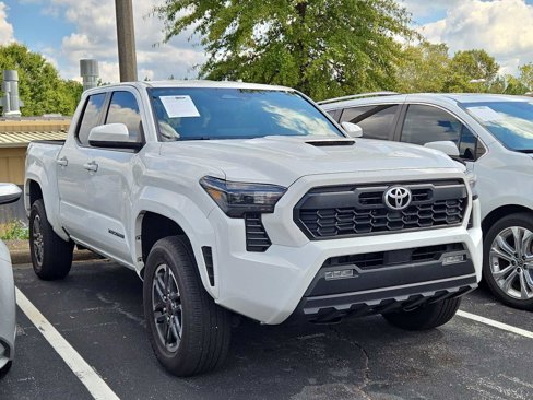 Used 2024 Toyota Tacoma TRD Sport image 1