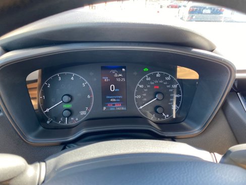 Used 2025 Toyota Corolla Hybrid Sedan image 40