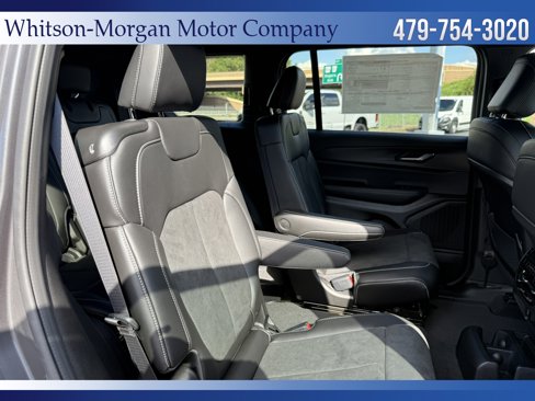 New 2025 Jeep Grand Cherokee L Altitude image 9