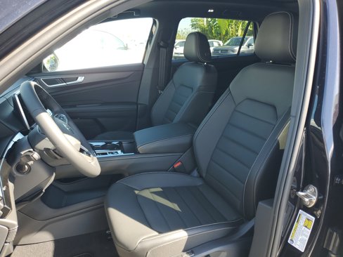 New 2026 Volkswagen Atlas Cross Sport SEL R-Line image 16