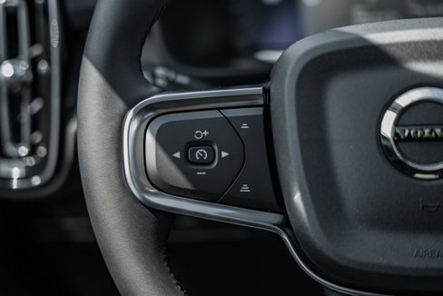 New 2026 Volvo XC40 B5 Plus w/ Protection Package Premier image 30