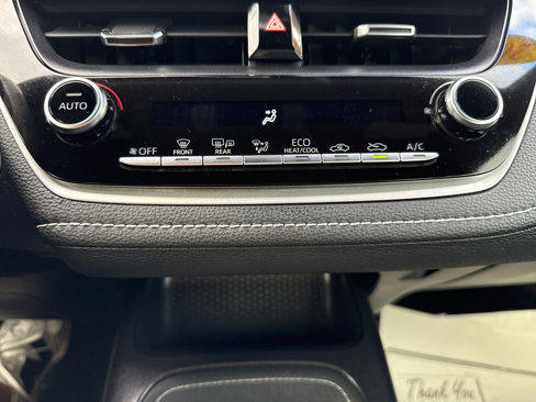 Used 2021 Toyota Corolla SE image 21