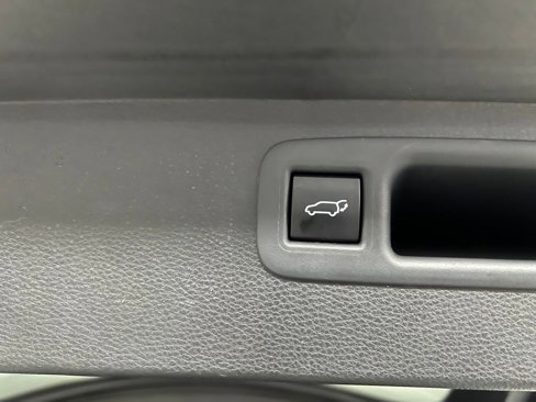 Used 2023 Toyota Highlander Limited image 52