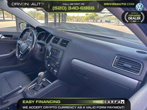 Used 2017 Volkswagen Jetta SE image 18