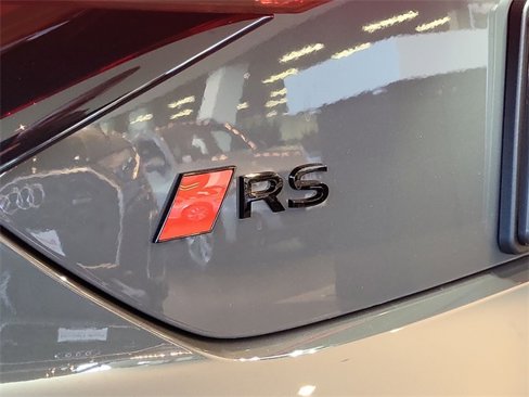 New 2025 Audi RS e-tron GT performance image 16