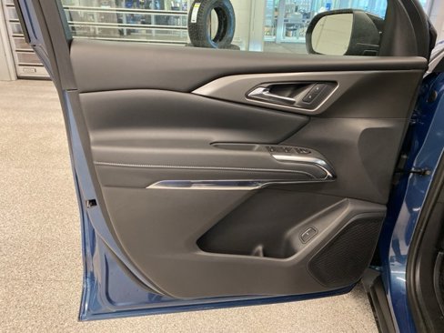 New 2026 Chevrolet Traverse LT w/ Driver Confidence Package image 24