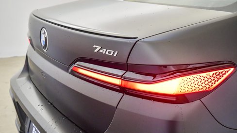 New 2026 BMW 740i w/ Premium Package image 13