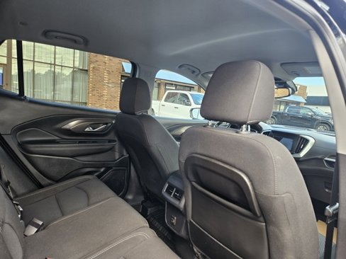 Certified 2023 GMC Terrain SLE w/ Driver Convenience Package image 11