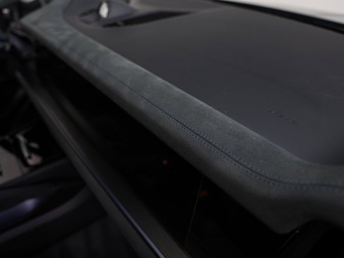 Certified 2025 Porsche Cayenne Turbo GT image 34