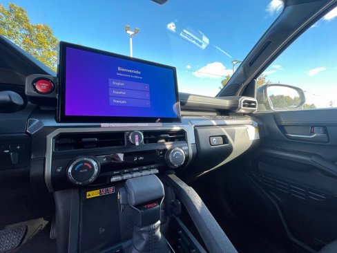 New 2025 Toyota Tacoma TRD Off-Road image 7