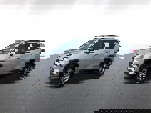 Used 2025 Toyota RAV4 XLE image 8