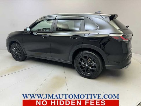 Used 2024 Honda HR-V Sport image 3