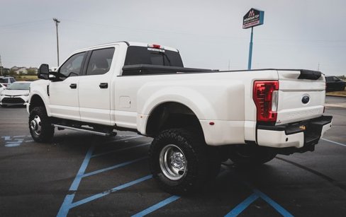Used 2019 Ford F350 Lariat w/ Lariat Ultimate Package image 30