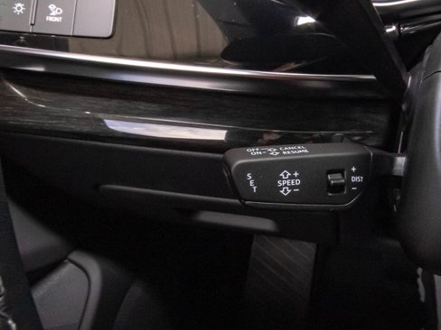 Certified 2025 Audi Q8 Premium image 13