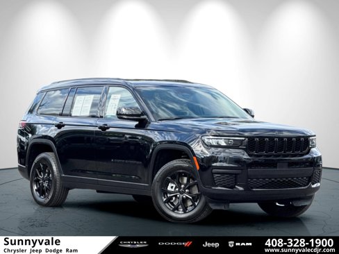 Used 2024 Jeep Grand Cherokee L Laredo image 1