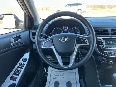 Used 2017 Hyundai Accent SE image 5