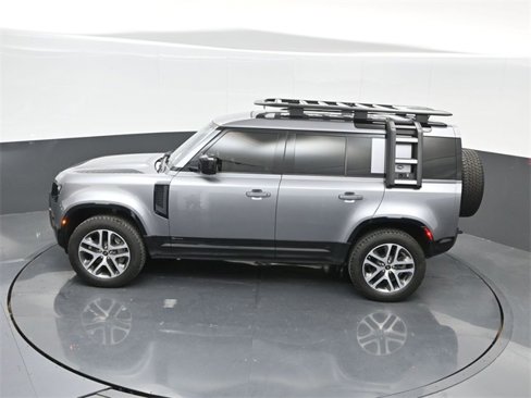 Used 2021 Land Rover Defender 110 X-Dynamic HSE image 49