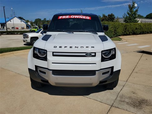 Used 2023 Land Rover Defender 110 S image 6