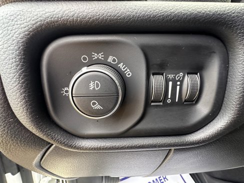 New 2025 RAM 2500 Laramie w/ Night Edition image 20