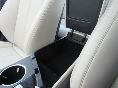 Used 2025 Genesis G70 2.5T image 55