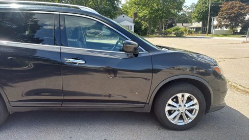 Used 2016 Nissan Rogue SV image 12