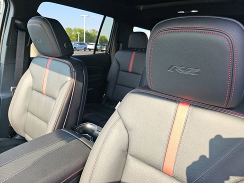 New 2026 Chevrolet Traverse RS w/ LPO, Floor Liner Package image 21
