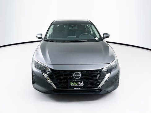 Used 2024 Nissan Sentra S image 2