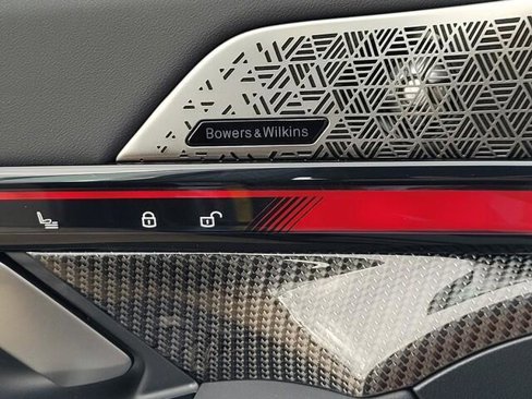 New 2026 BMW 550e xDrive w/ Executive Package image 25