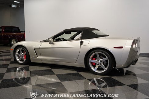Used 2006 Chevrolet Corvette Convertible w/ Preferred Equipment Group image 8