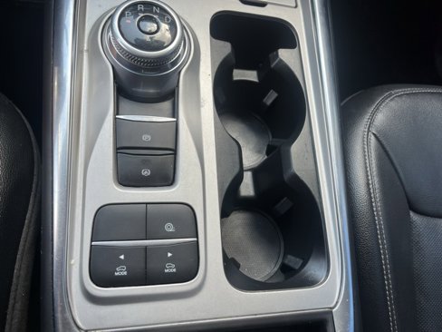 Used 2023 Ford Explorer Limited image 22