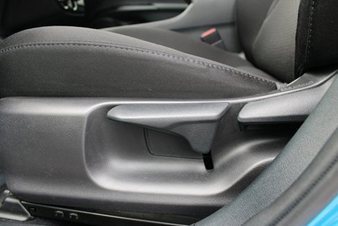 Used 2022 Toyota Prius LE image 13