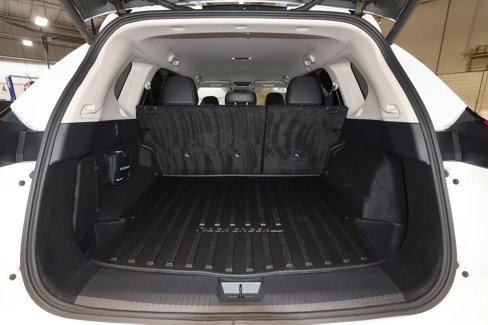 Used 2025 Nissan Rogue SV w/ Rock Creek Premium Package image 23