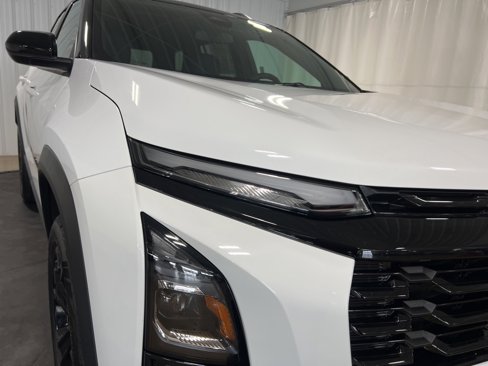 New 2026 Chevrolet Equinox LT w/ Convenience Package II image 13