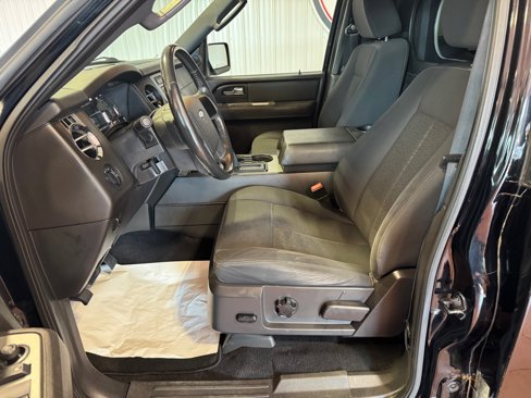 Used 2008 Ford Expedition XLT image 12