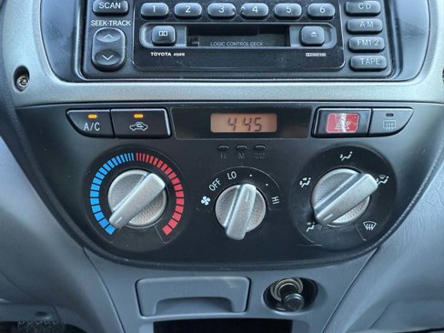 Used 2002 Toyota RAV4 2WD image 17