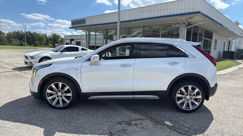 Used 2019 Cadillac XT4 Premium Luxury w/ Enhanced Visibility Package image 4