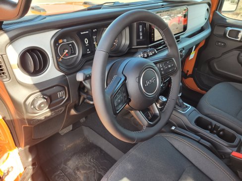 New 2025 Jeep Wrangler Sport S image 9