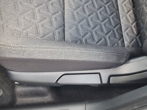 New 2026 Nissan Kicks SV image 25